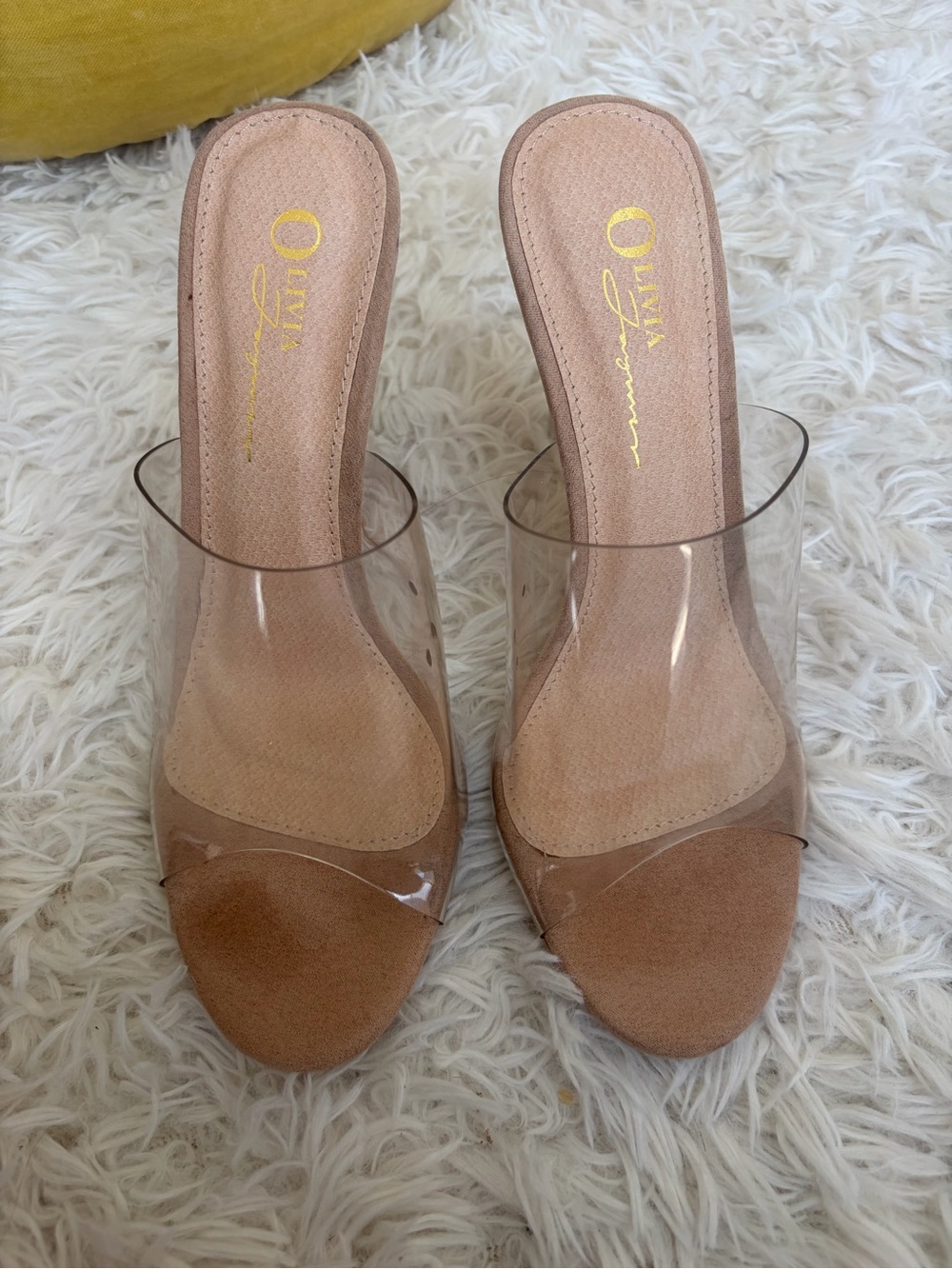 Olivia Jaymes Nude Clear heels size 7